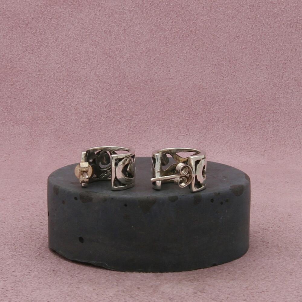 barse sterling silver vintage scroll huggie hoop earrings - Picture 3 of 3